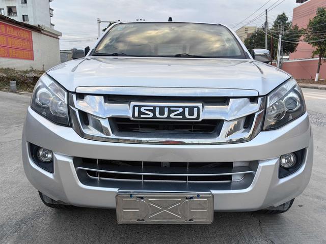 Isuzu D-MAX