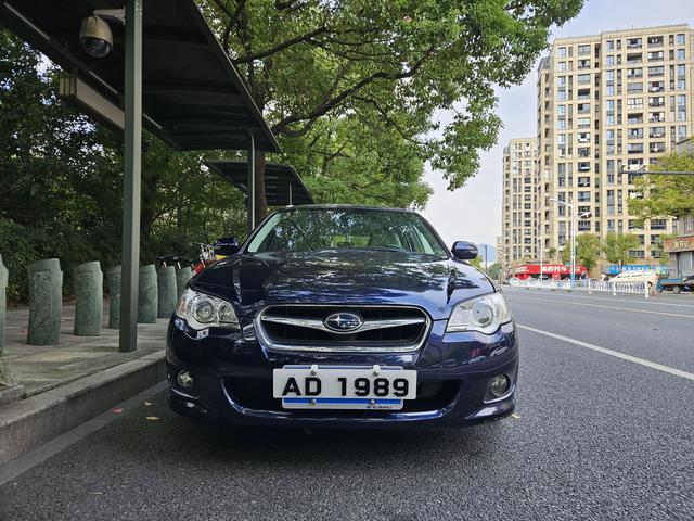 Subaru LEGACY