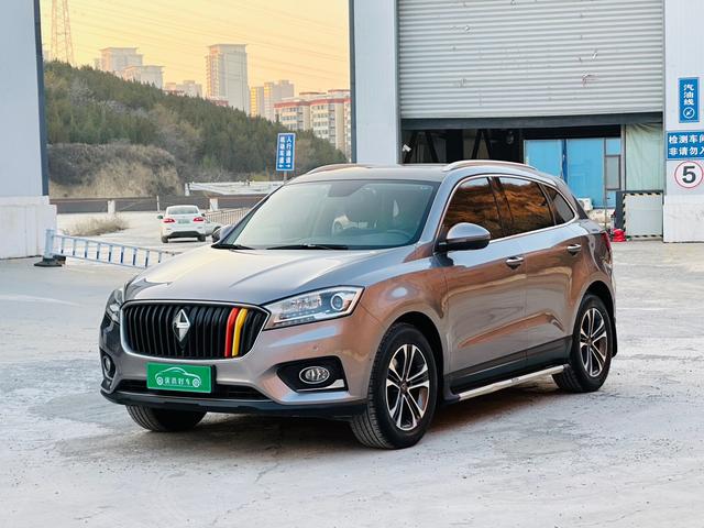 Borgward BX7