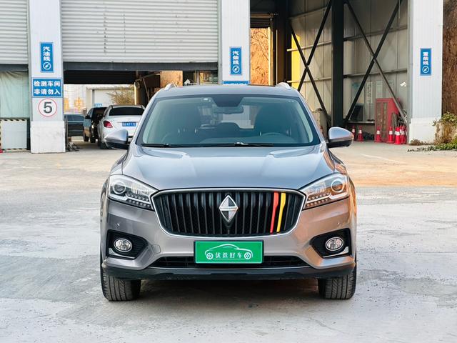 Borgward BX7