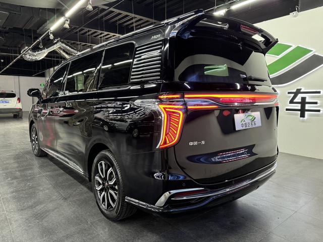 Hongqi HQ9