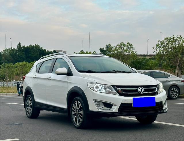 Dongfeng Fengshen AX3