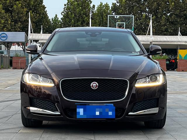 Jaguar XFL