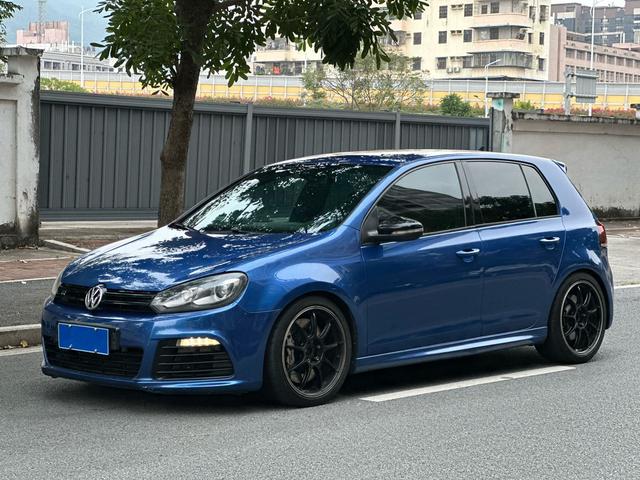 Volkswagen Golf (imported)