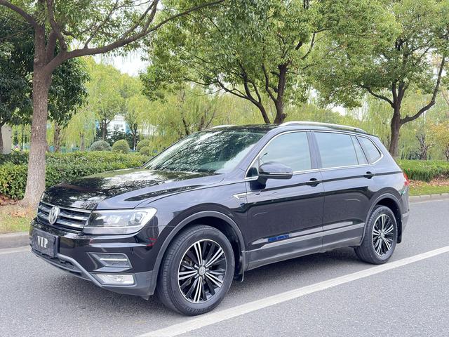 Volkswagen Tiguan L