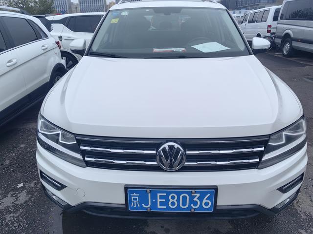 Volkswagen Tiguan L