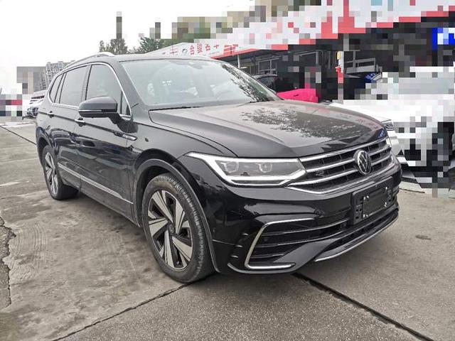 Volkswagen Tiguan L