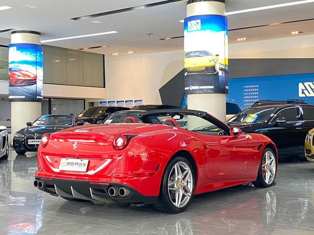 Ferrari California T