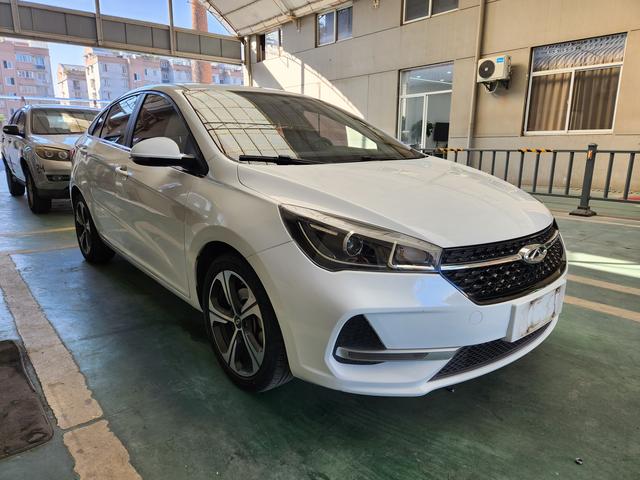 Chery Arrizo 5