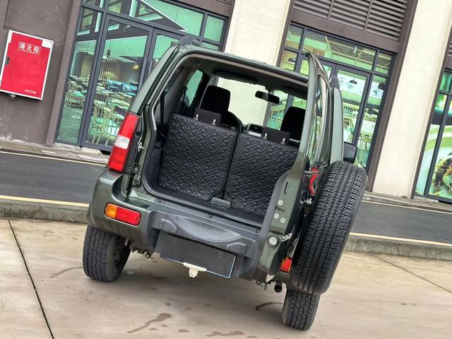 Suzuki Jimny (imported)