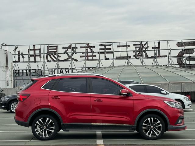 Roewe RX3