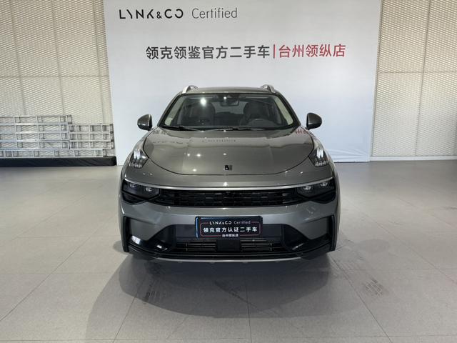 Lynk & Co 01