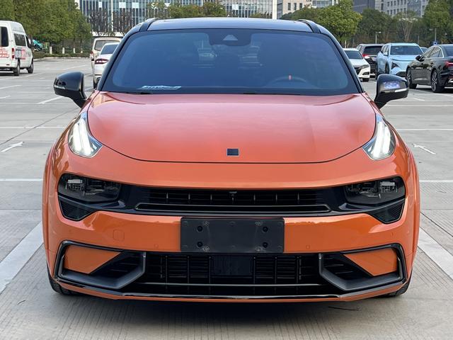 Lynk & Co 02 Hatchback