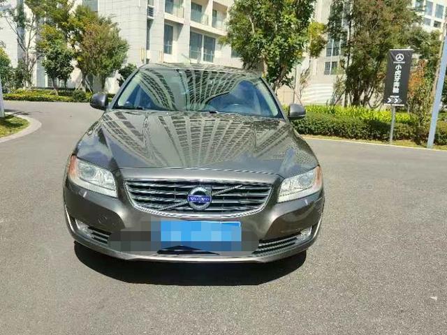 Volvo S80L