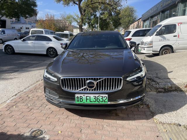 Volvo S90 PHEV