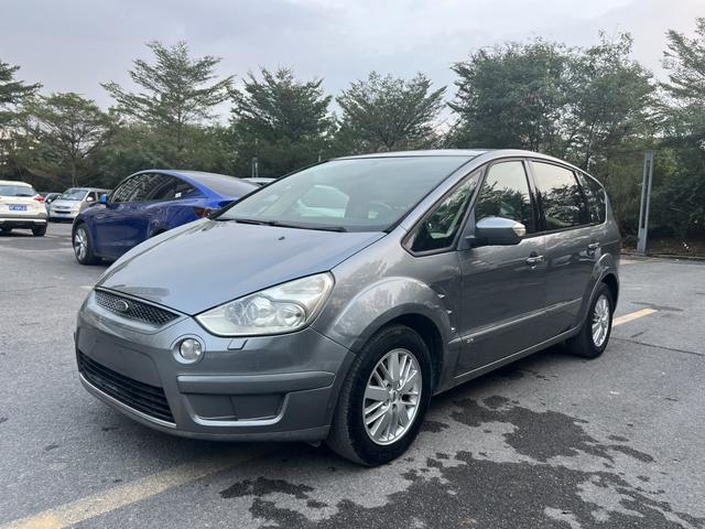 Ford Max