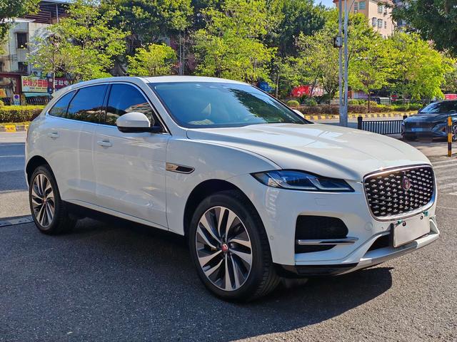 Jaguar F-PACE