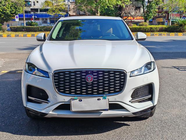 Jaguar F-PACE