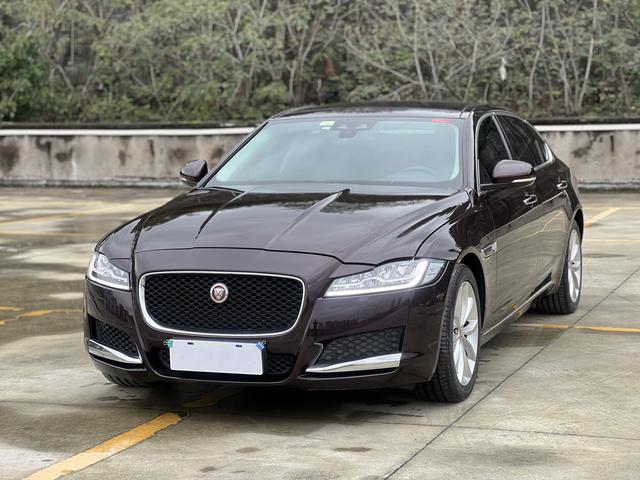 Jaguar XFL