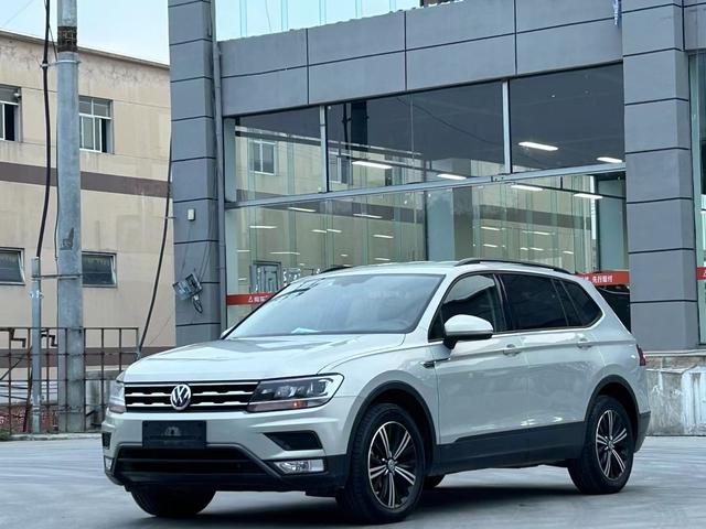 Volkswagen Tiguan L