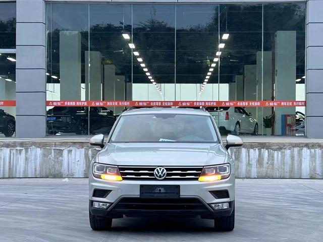 Volkswagen Tiguan L