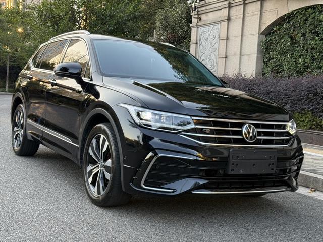 Volkswagen Tiguan L