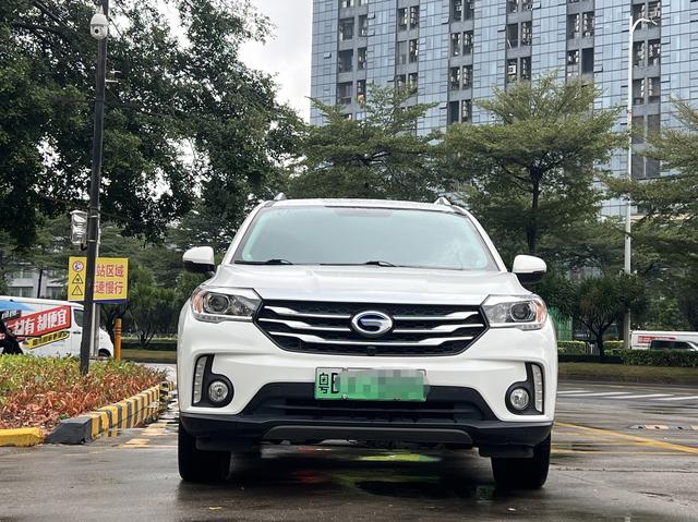 GAC Trumpchi GS4 PHEV