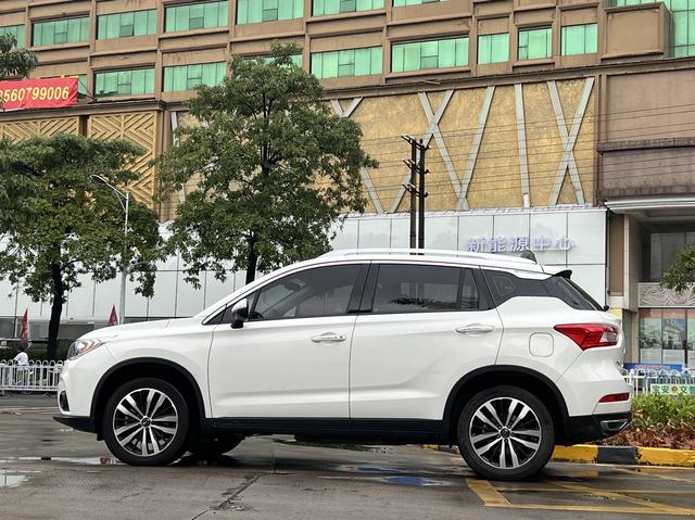 GAC Trumpchi GS4 PHEV