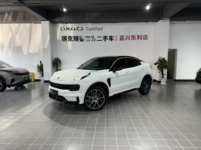 Lynk & Co 05