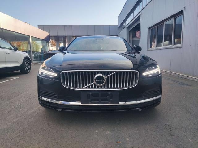 Volvo S90 PHEV