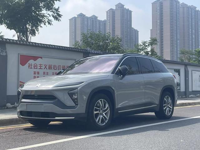 NIO ES6