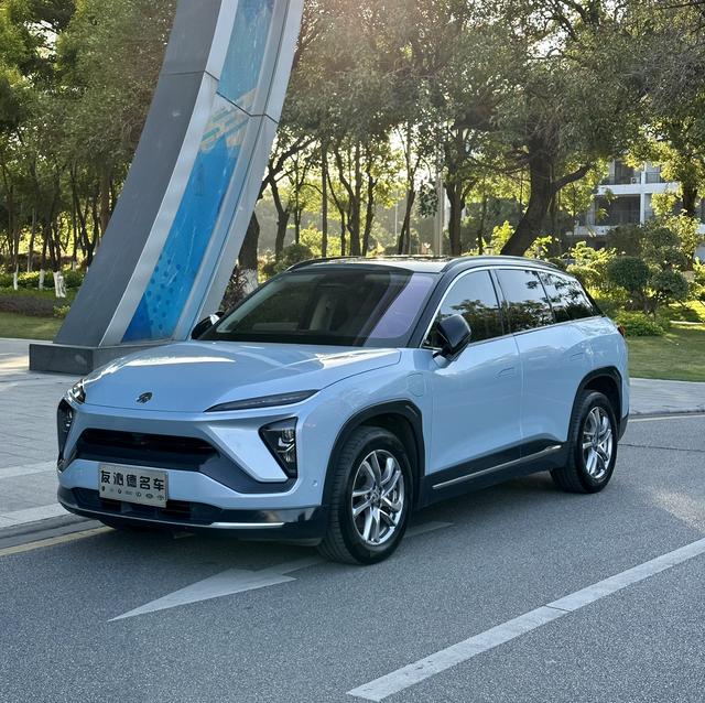 NIO ES6