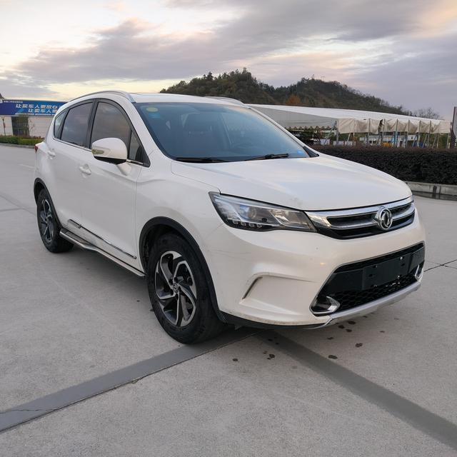 Dongfeng Fengshen AX5