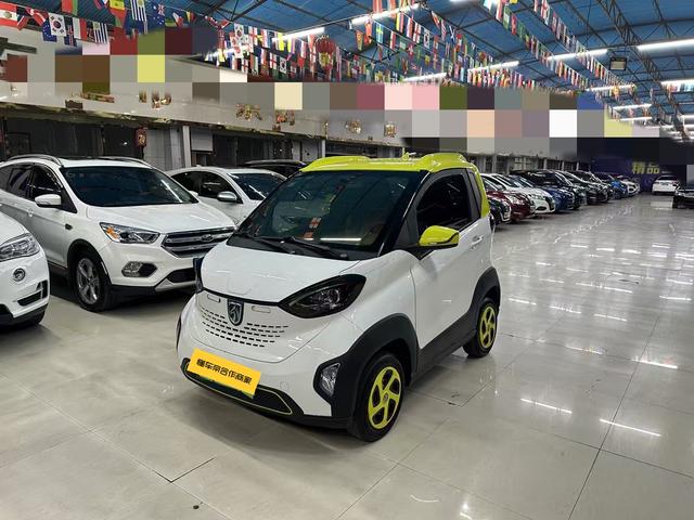 Baojun E100