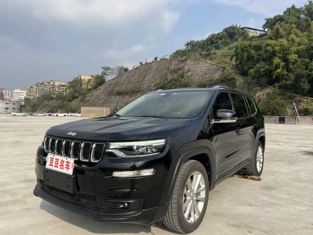 Jeep Grand commander