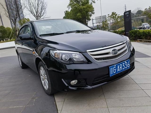 BYD L3