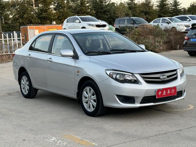 BYD L3