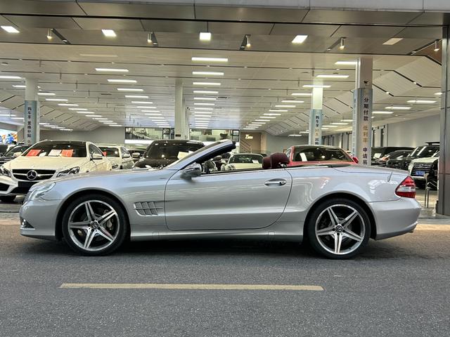 Mercedes-Benz SL Class