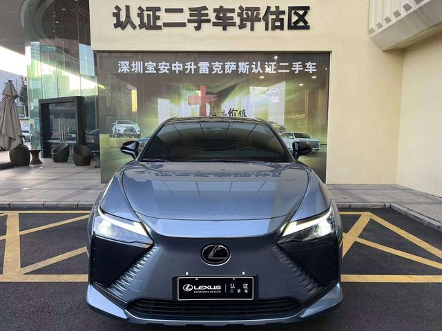 Lexus RZ