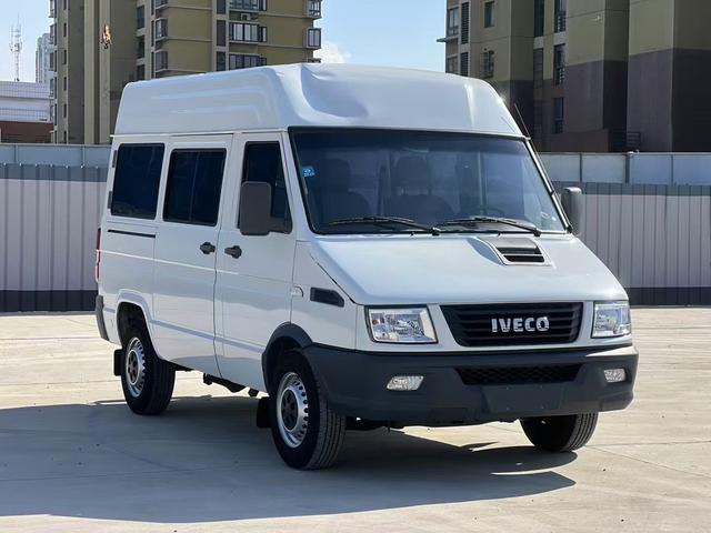 Iveco proud