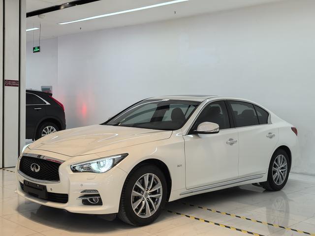 Infiniti Q50L