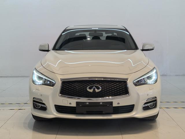 Infiniti Q50L