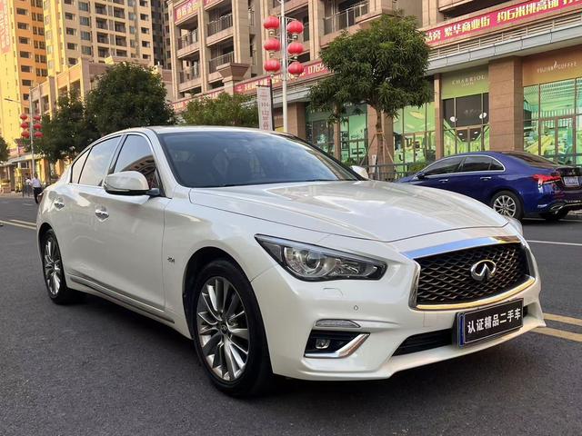 Infiniti Q50L