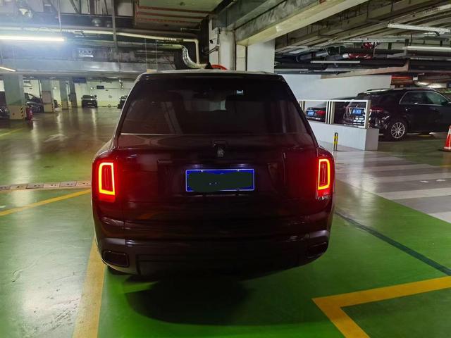 Rolls Royce Cullinan