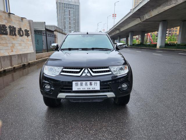 Mitsubishi Pajero Jinchang