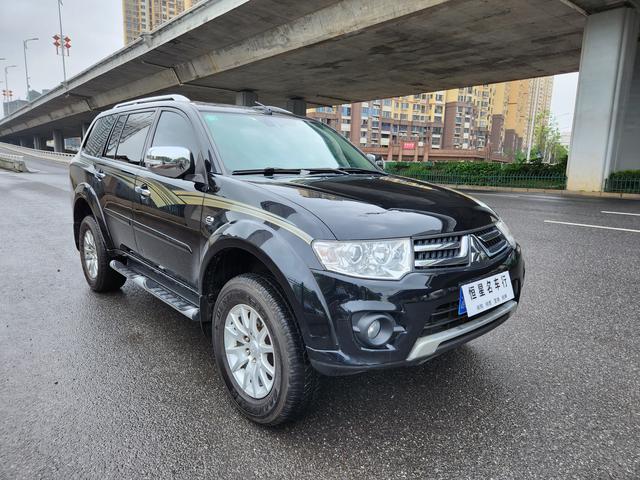 Mitsubishi Pajero Jinchang