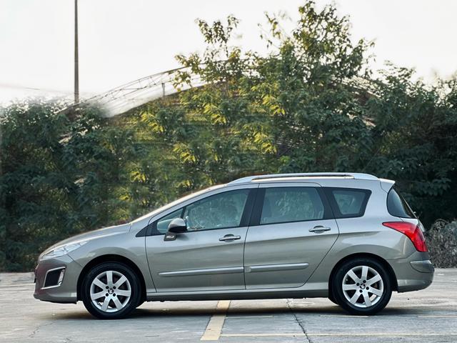 Peugeot 308 (imported)