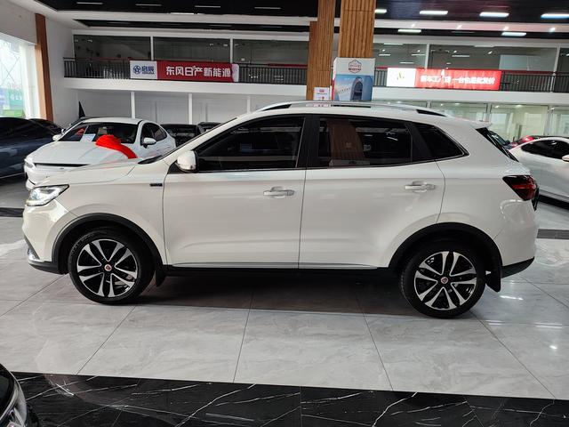 Roewe RX3