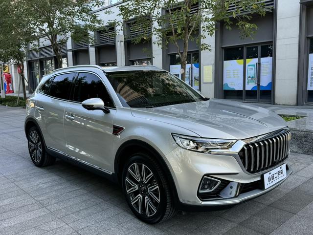 Hongqi HS5