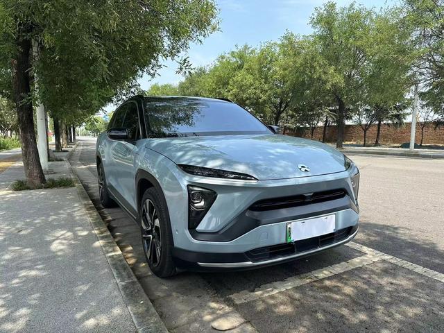 NIO ES6